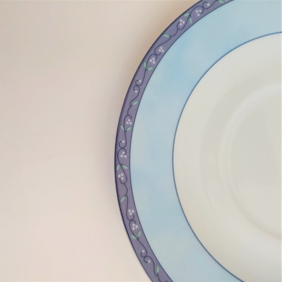 Crown Baccara Plate, Saucer & Napkin Ring Set - Picture 7 of 8